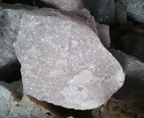 Large Crystalline Fused Magnesite MGO